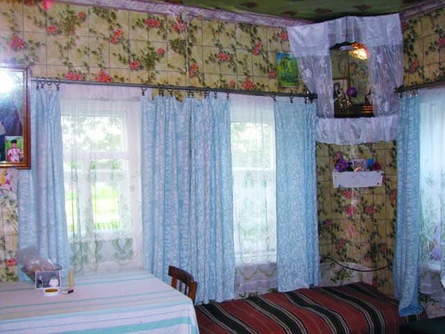 Нужно ли держать иконы в каждой комнате?